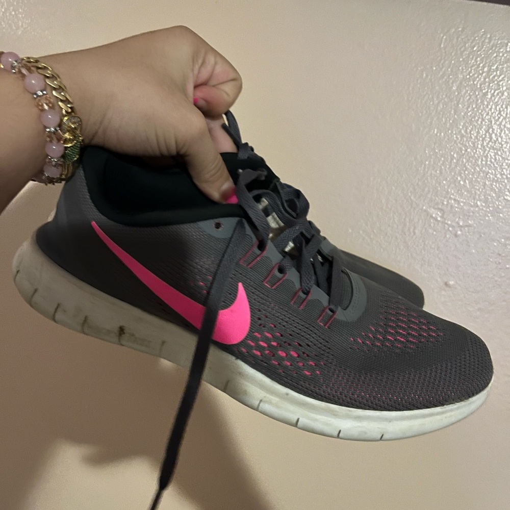 Nike shoes